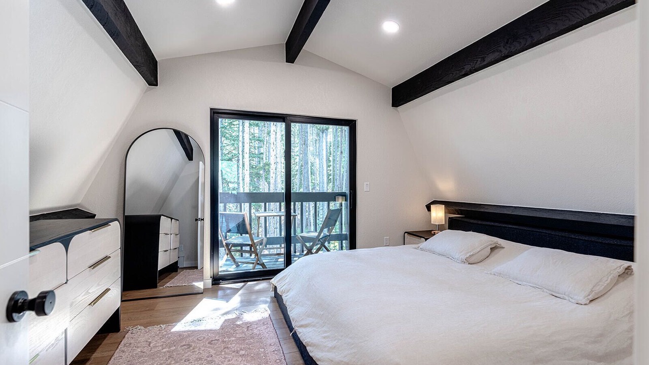 Photo of Bedroom in Breckenridge Heights