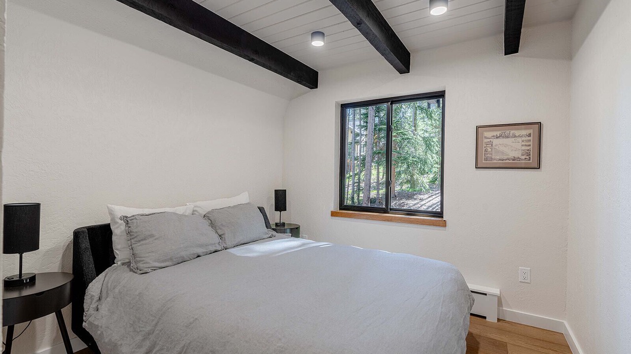 Photo of Bedroom in Breckenridge Heights