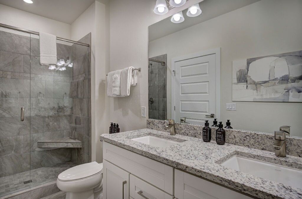 Photo of Bathroom in Lakeside Village