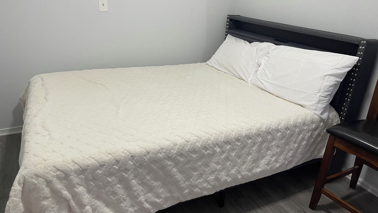 Photo of Bedroom in Montbello