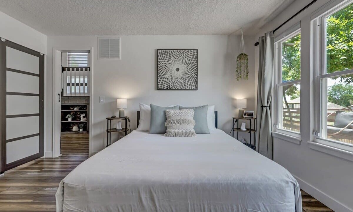 Photo of Bedroom in Northwest Colorado Springs