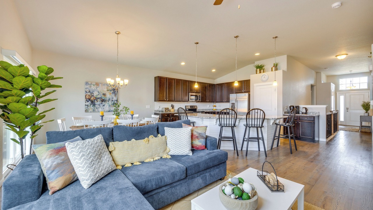 Photo of Livingroom in Falcon Hills