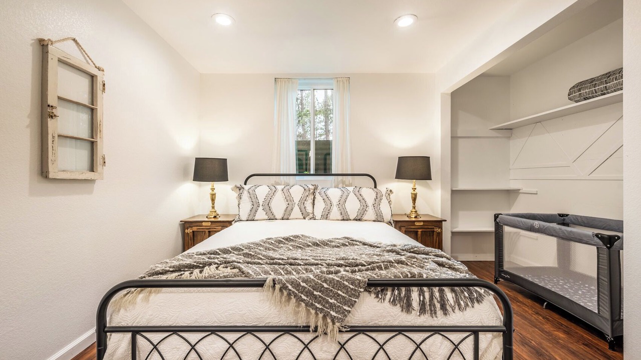 Photo of Bedroom in Colorado Springs