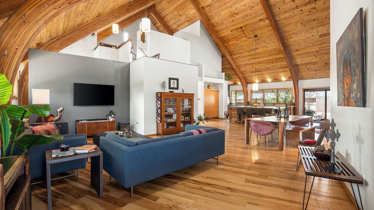 Photo of Livingroom in North Park Hill