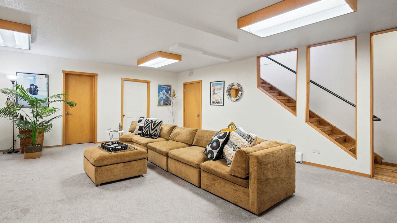 Photo of Livingroom in North Park Hill