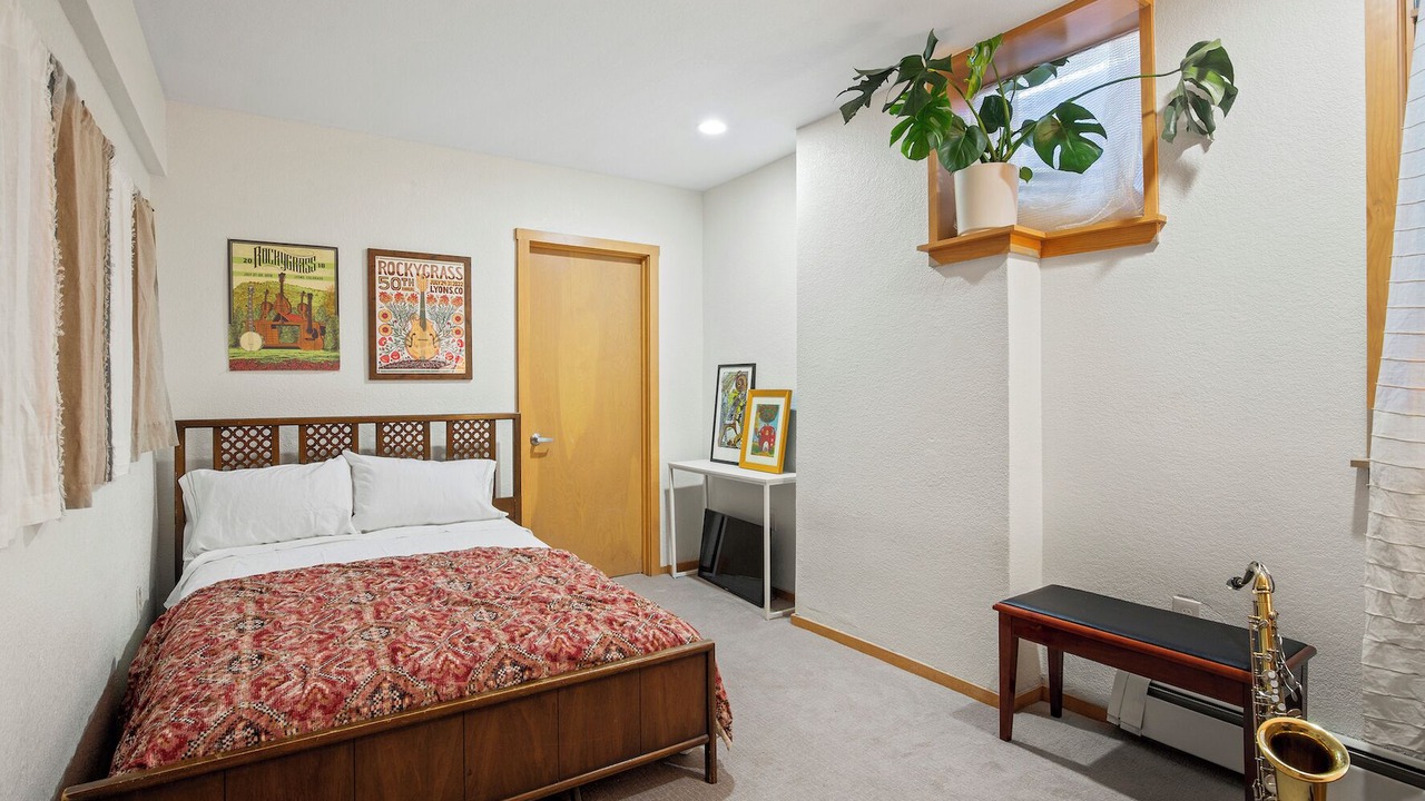 Photo of Bedroom in North Park Hill
