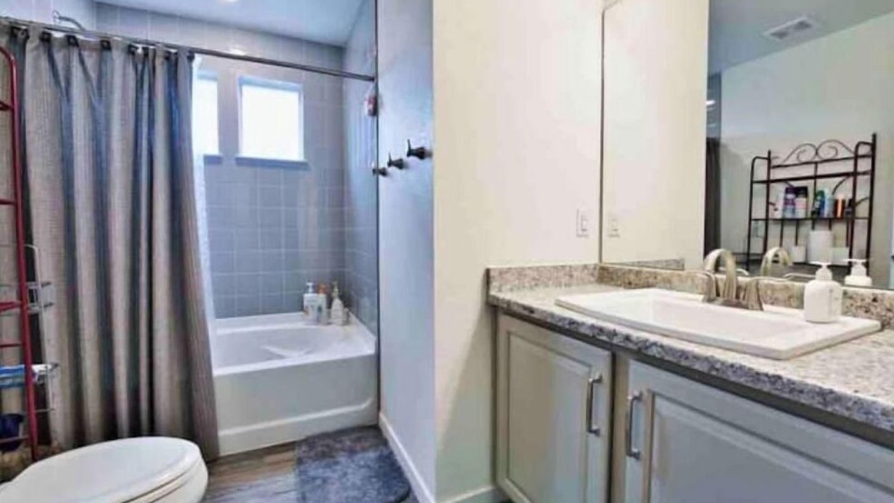 Photo of Bathroom in Aurora