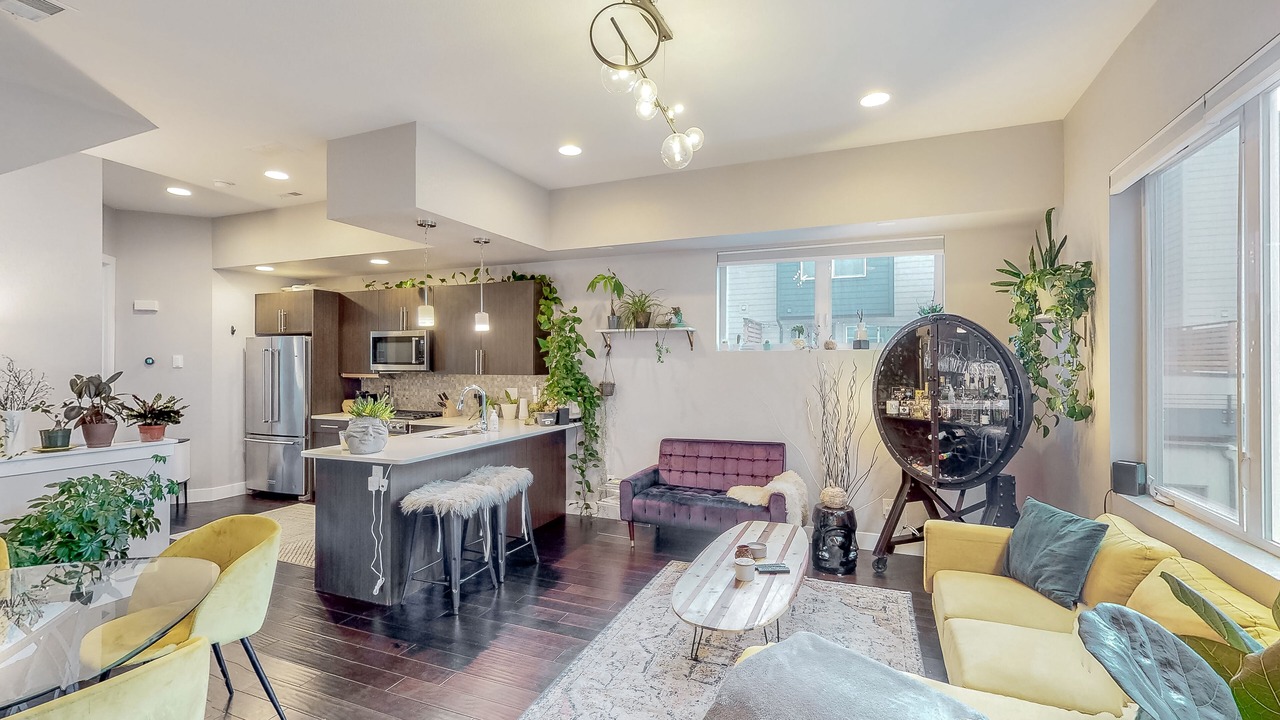 Photo of Livingroom in West Colfax