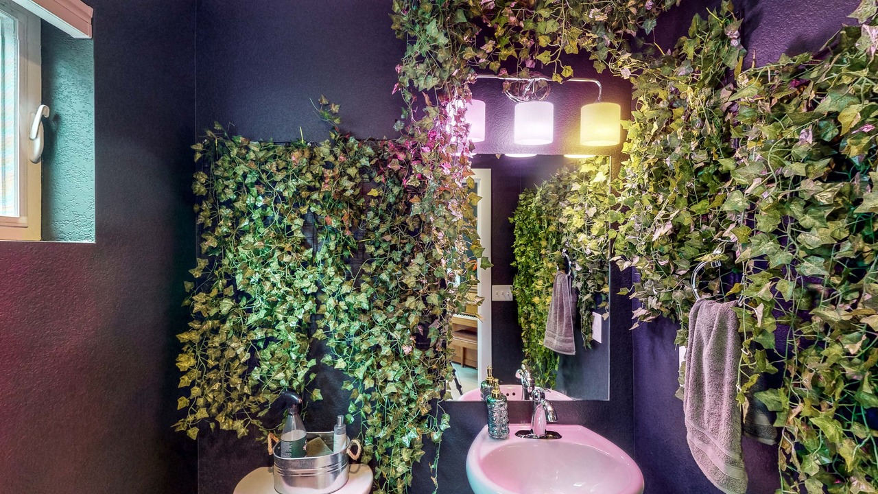 Photo of Bathroom in West Colfax