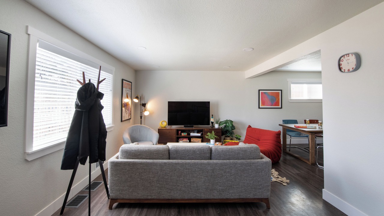 Photo of Livingroom in Berkley
