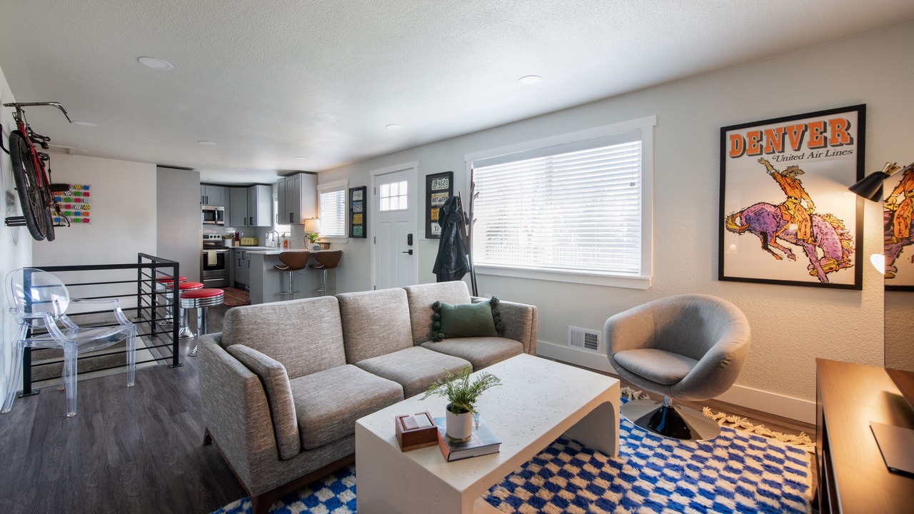 Photo of Livingroom in Berkley