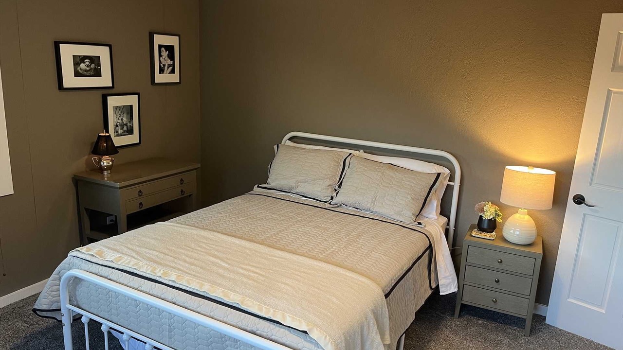 Photo of Bedroom in Lake City