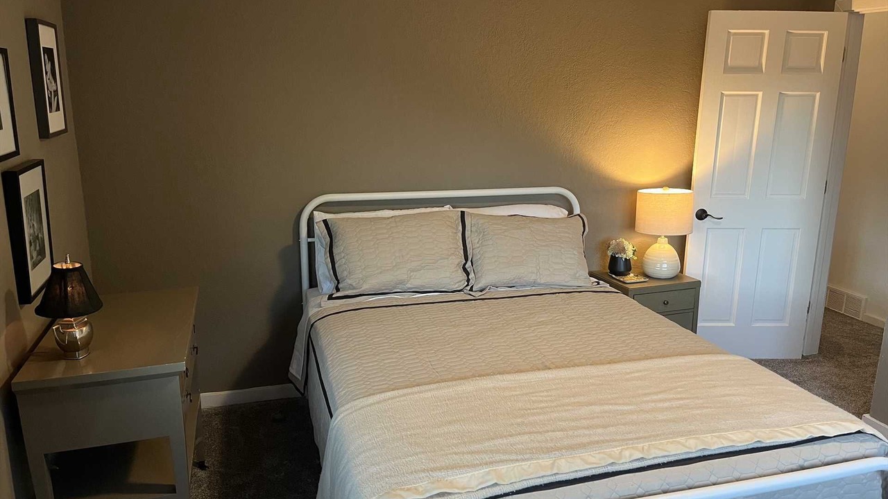 Photo of Bedroom in Lake City