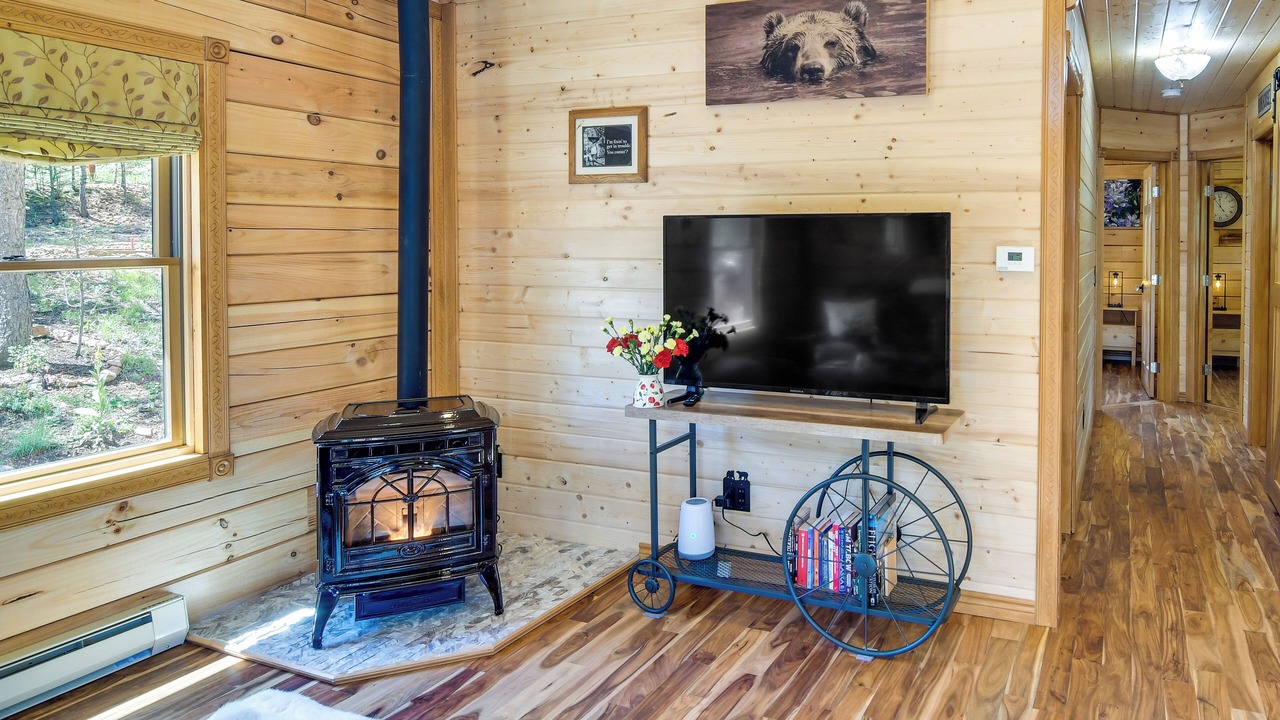 Photo of Bedroom in Green Valley