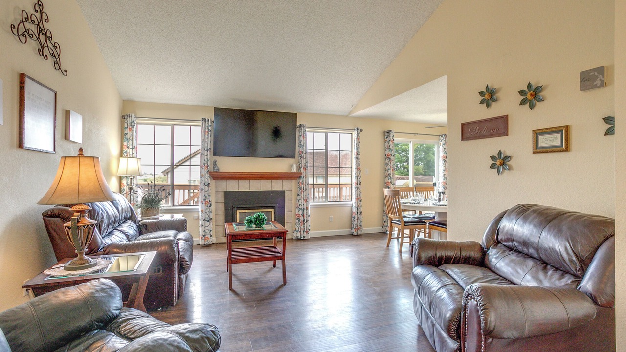 Photo of Livingroom in Thornton