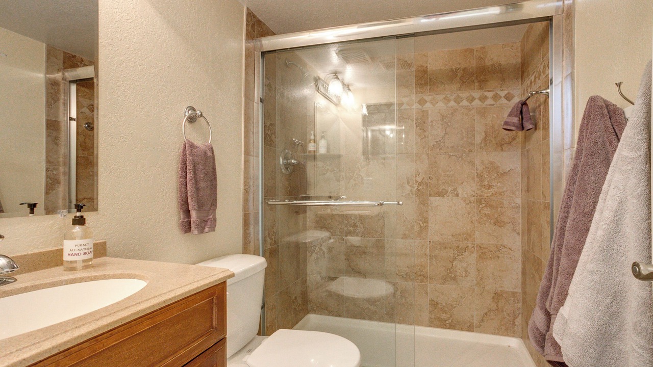 Photo of Bathroom in Thornton