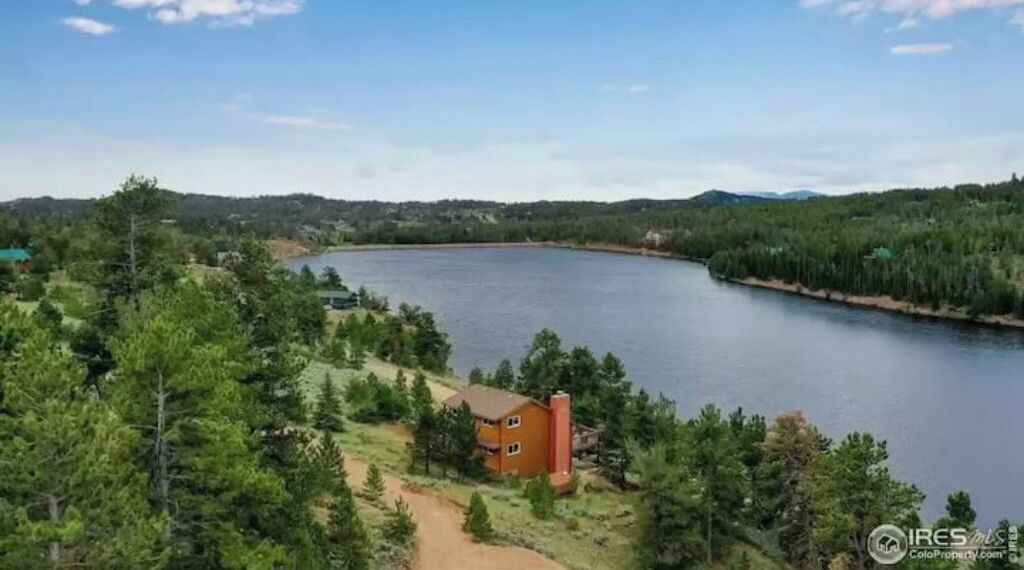 Photo of Outdoor in Crystal Lake