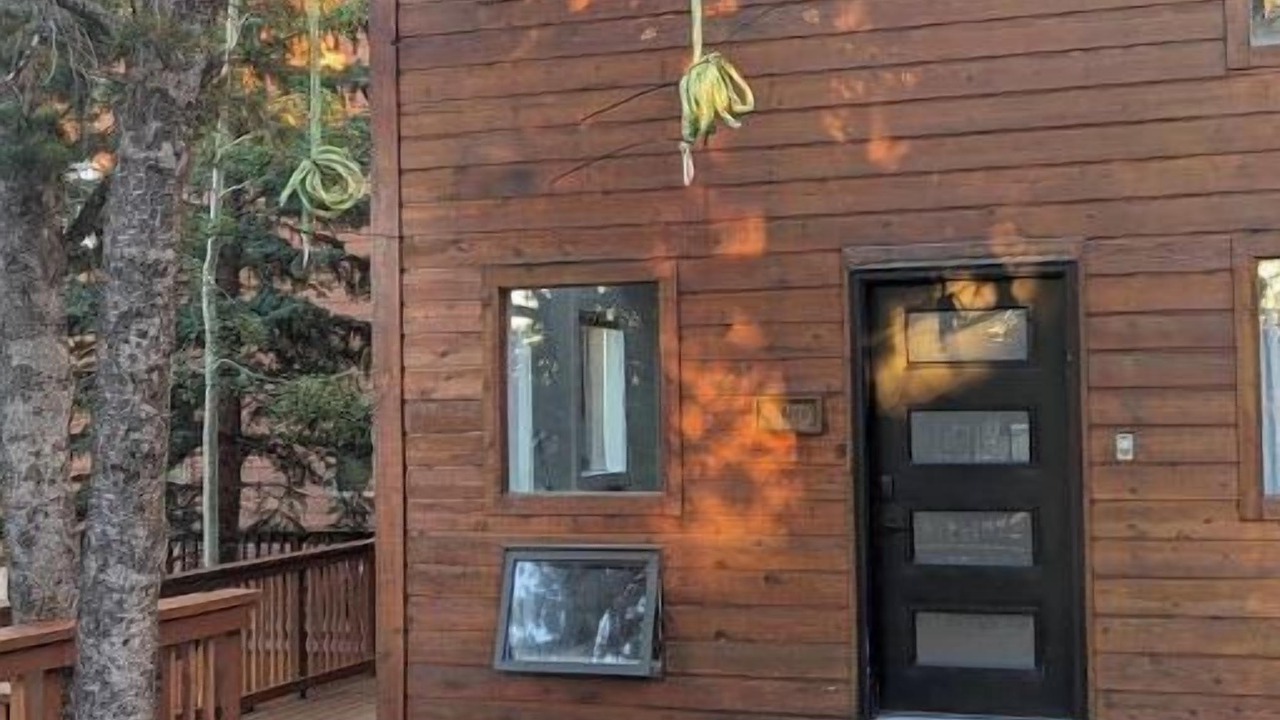 Photo of Outdoor in Black Hawk