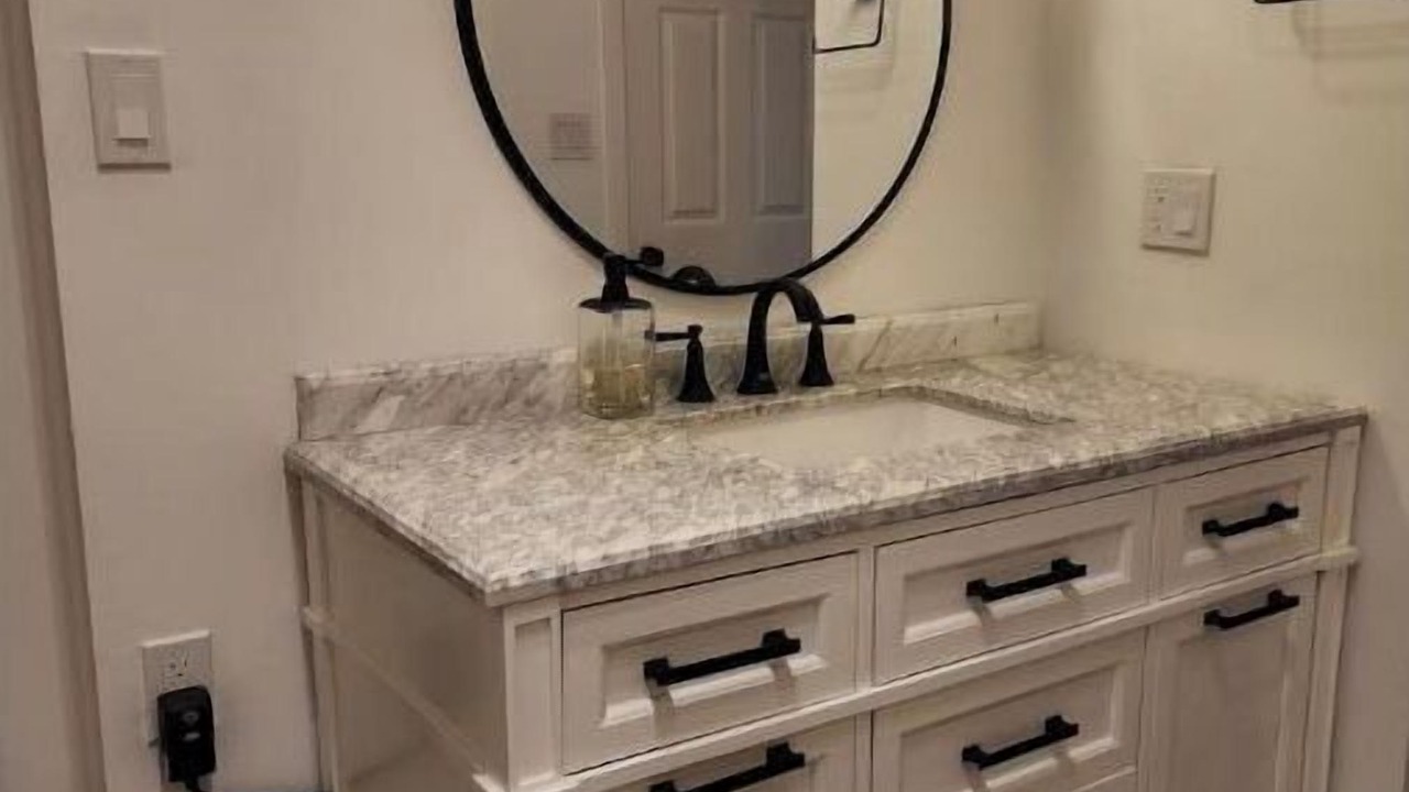 Photo of Bathroom in Black Hawk