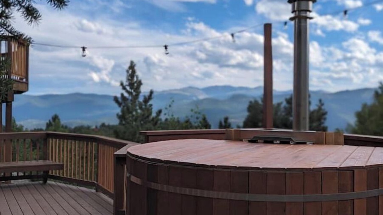 Photo of Outdoor in Black Hawk