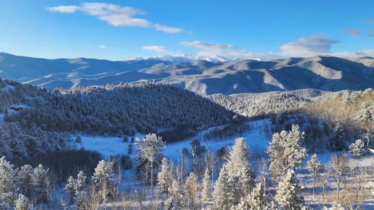 Photo of Outdoor in Black Hawk