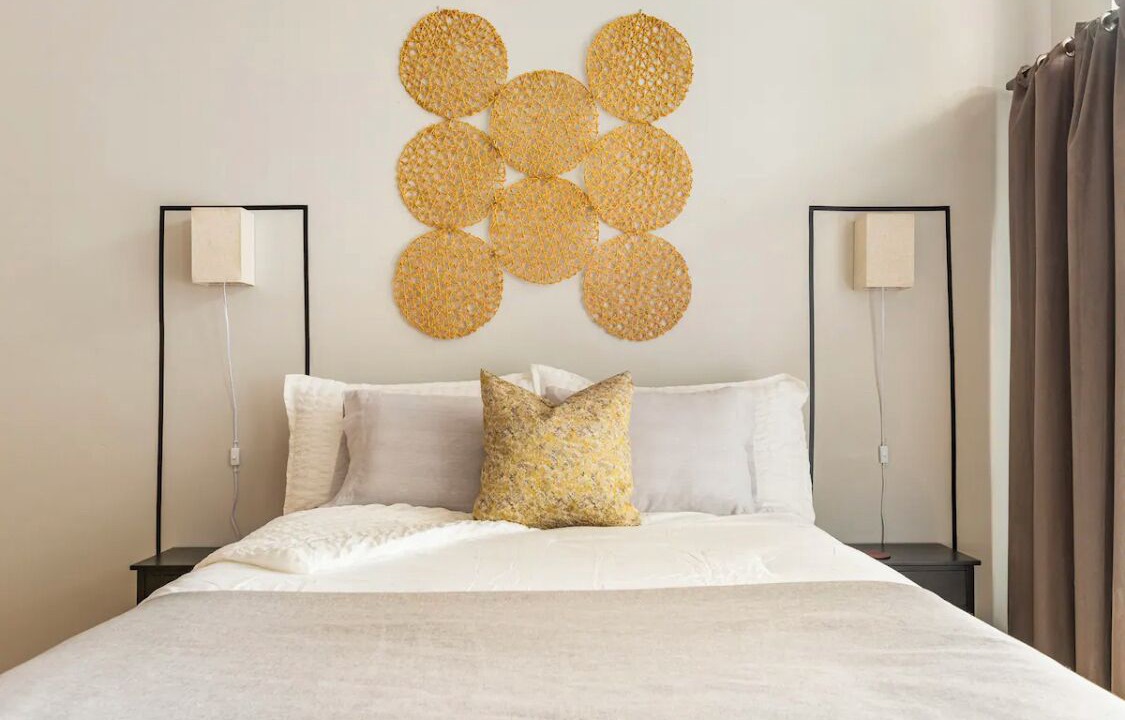 Photo of Bedroom in Ballpark