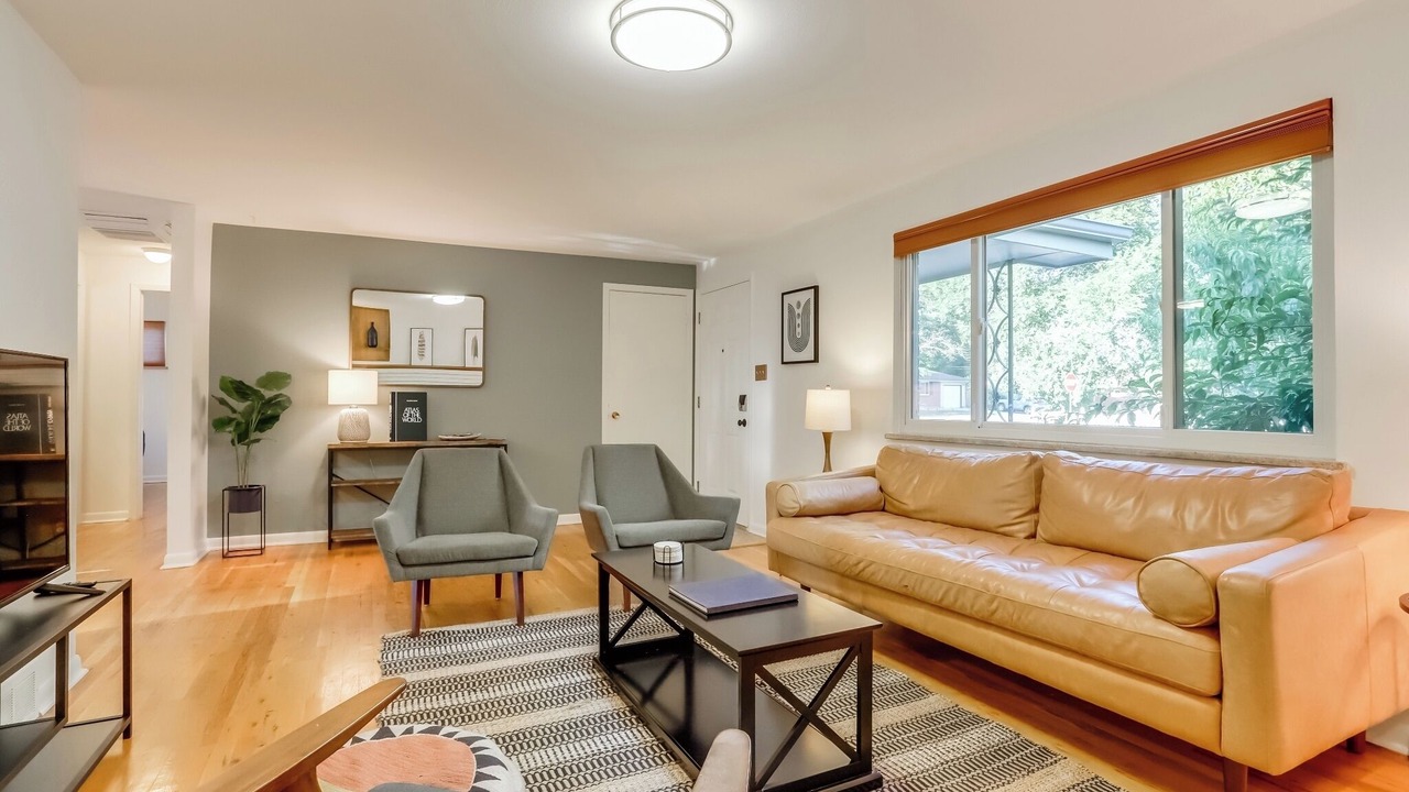 Photo of Livingroom in Arvada