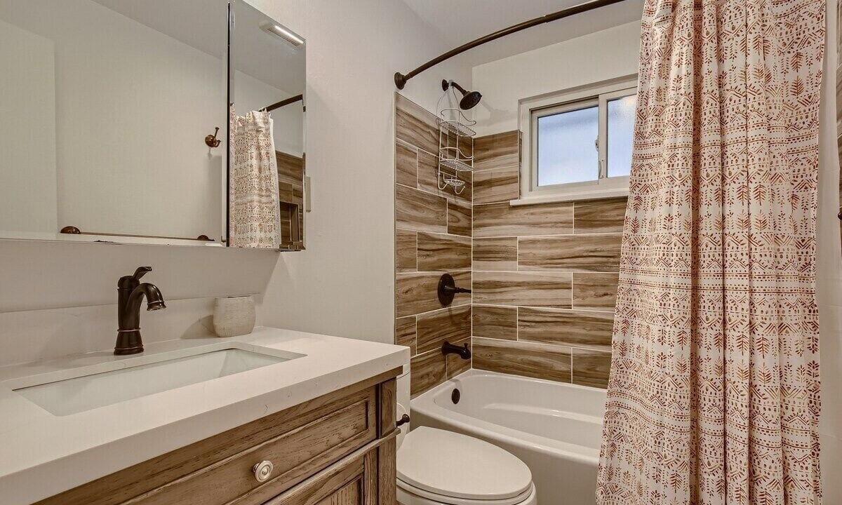 Photo of Bathroom in Arvada