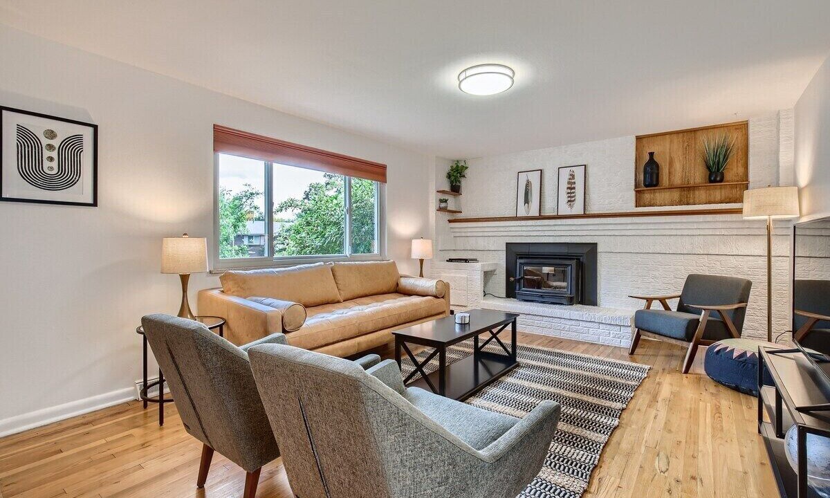 Photo of Livingroom in Arvada