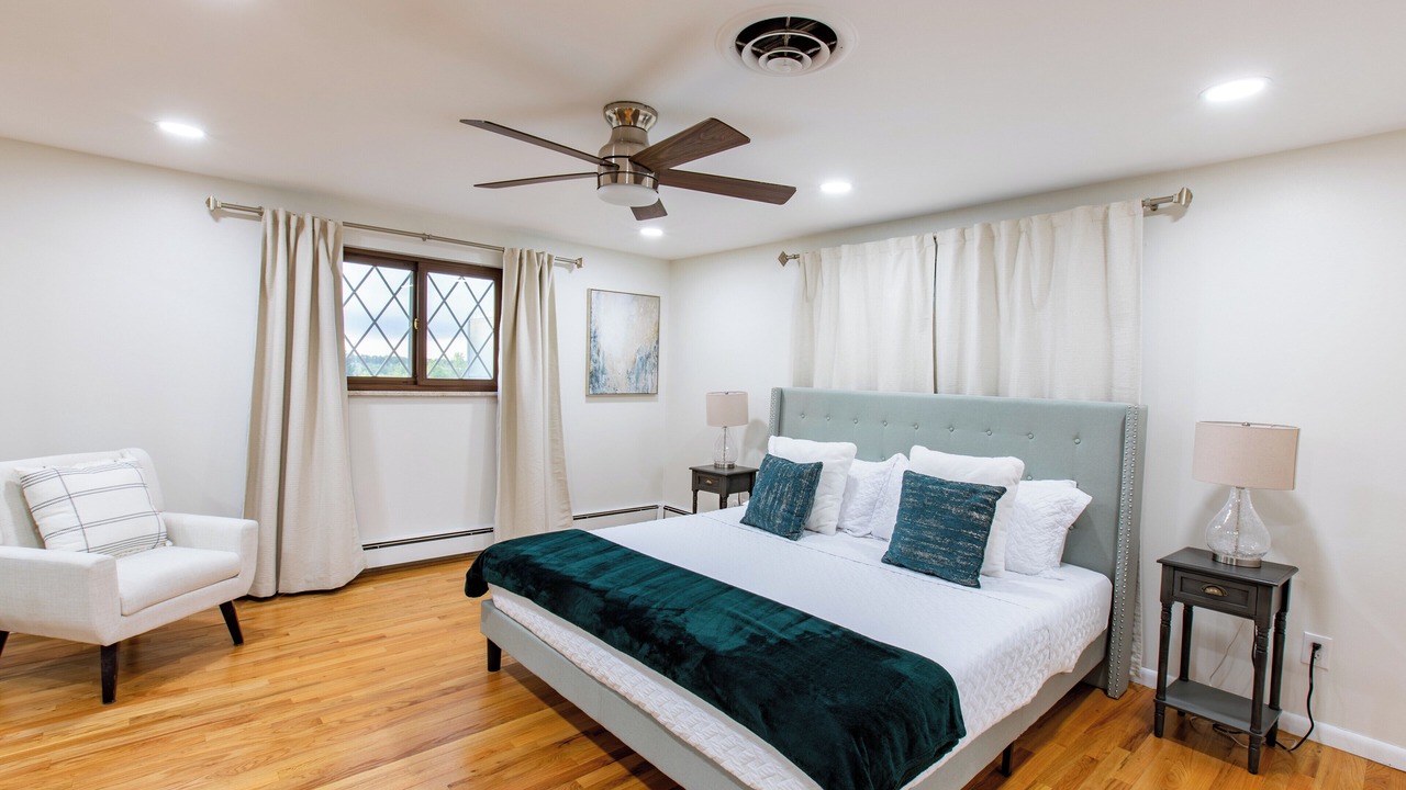 Photo of Bedroom in Applewood Villages