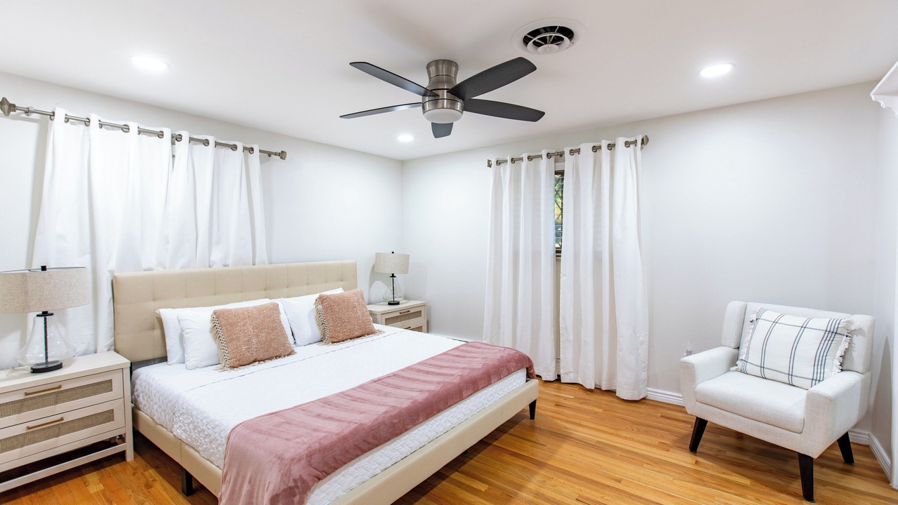Photo of Bedroom in Applewood Villages