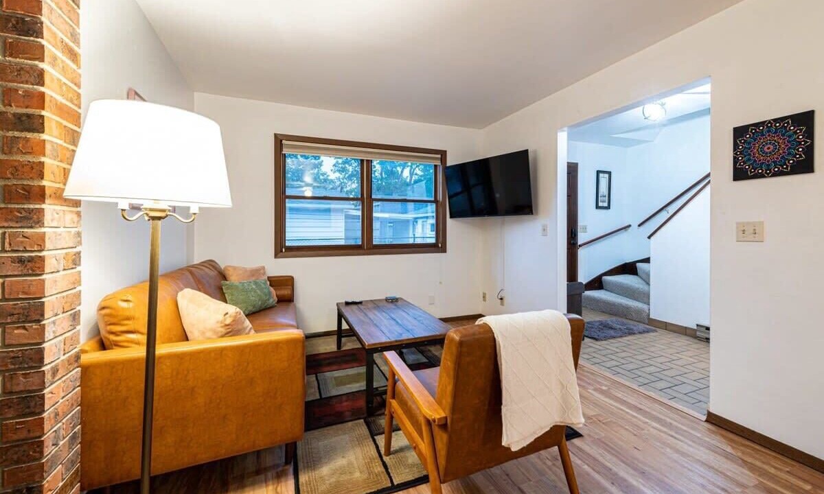 Photo of Livingroom in Lafayette