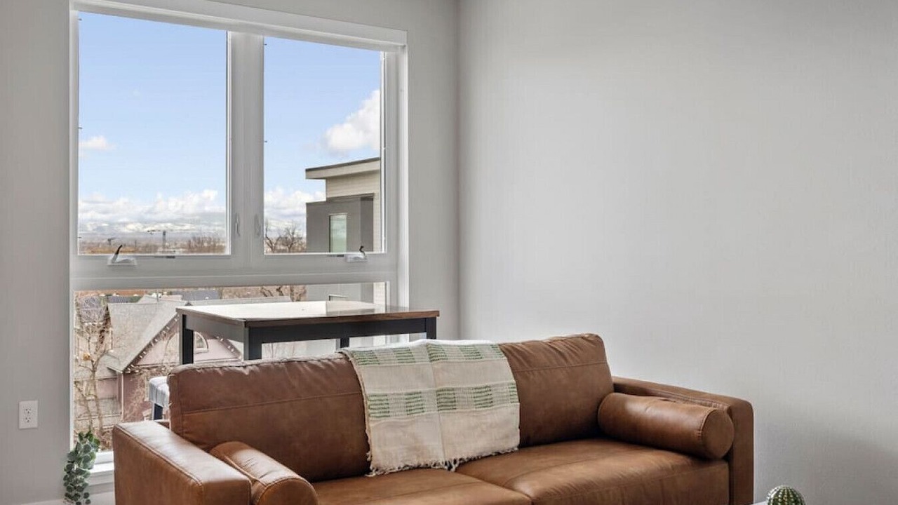 Photo of Livingroom in Baker