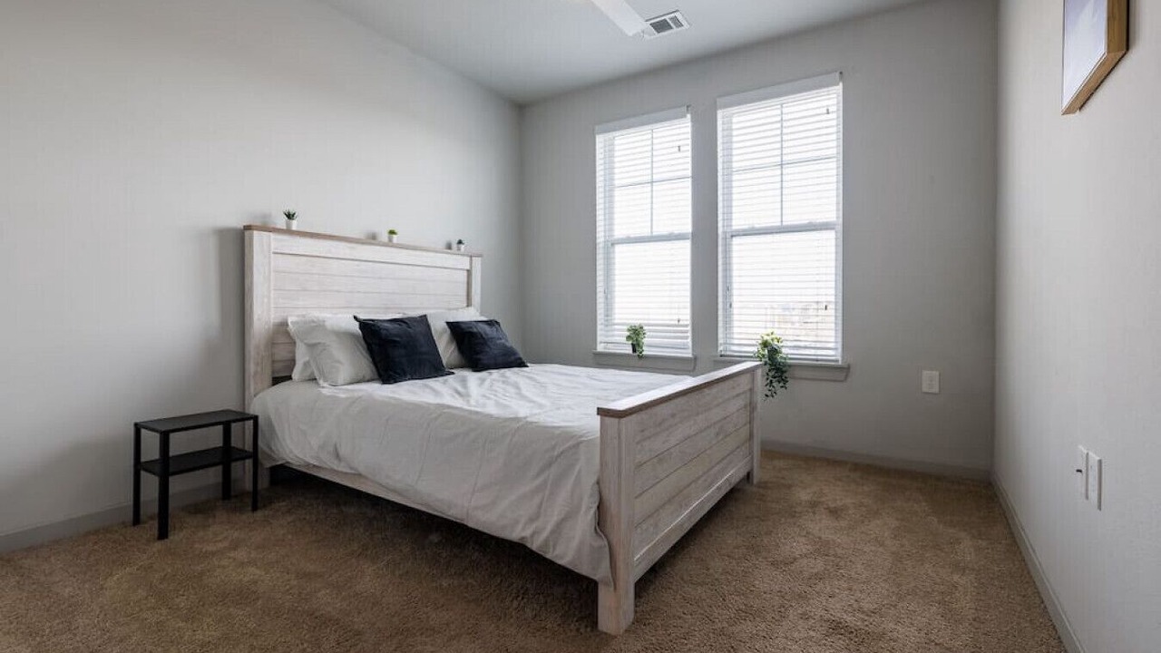 Photo of Bedroom in Aurora