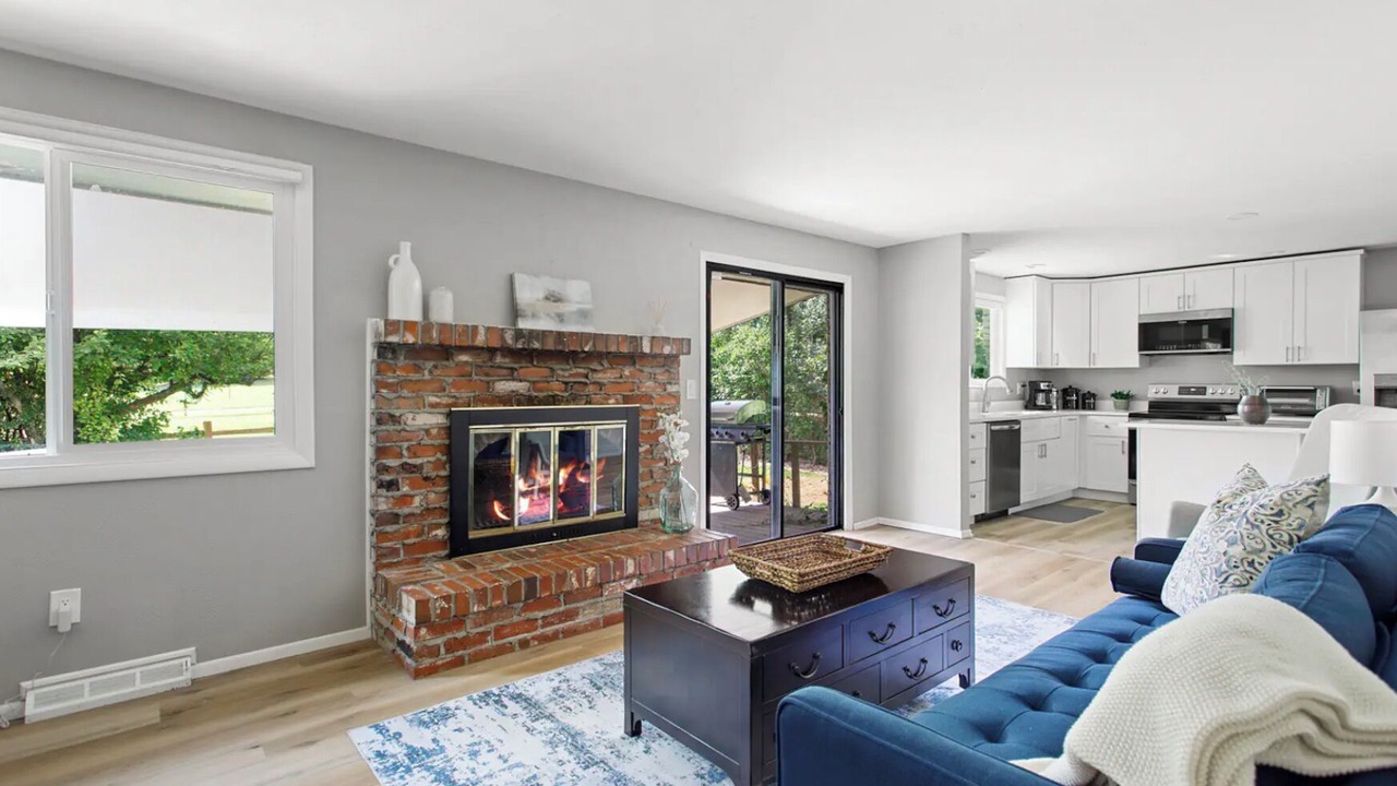 Photo of Livingroom in Littleton