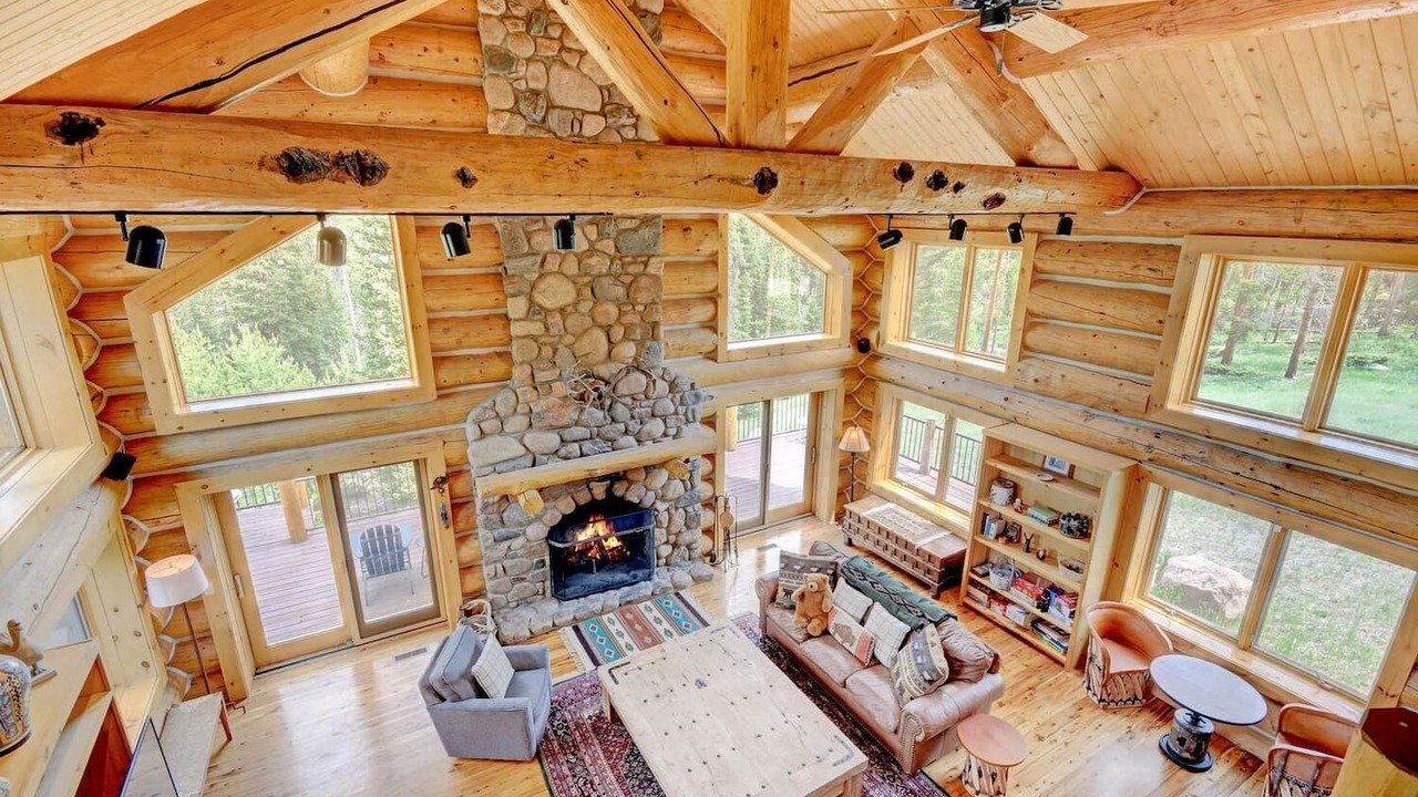 Photo of Livingroom in Fraser