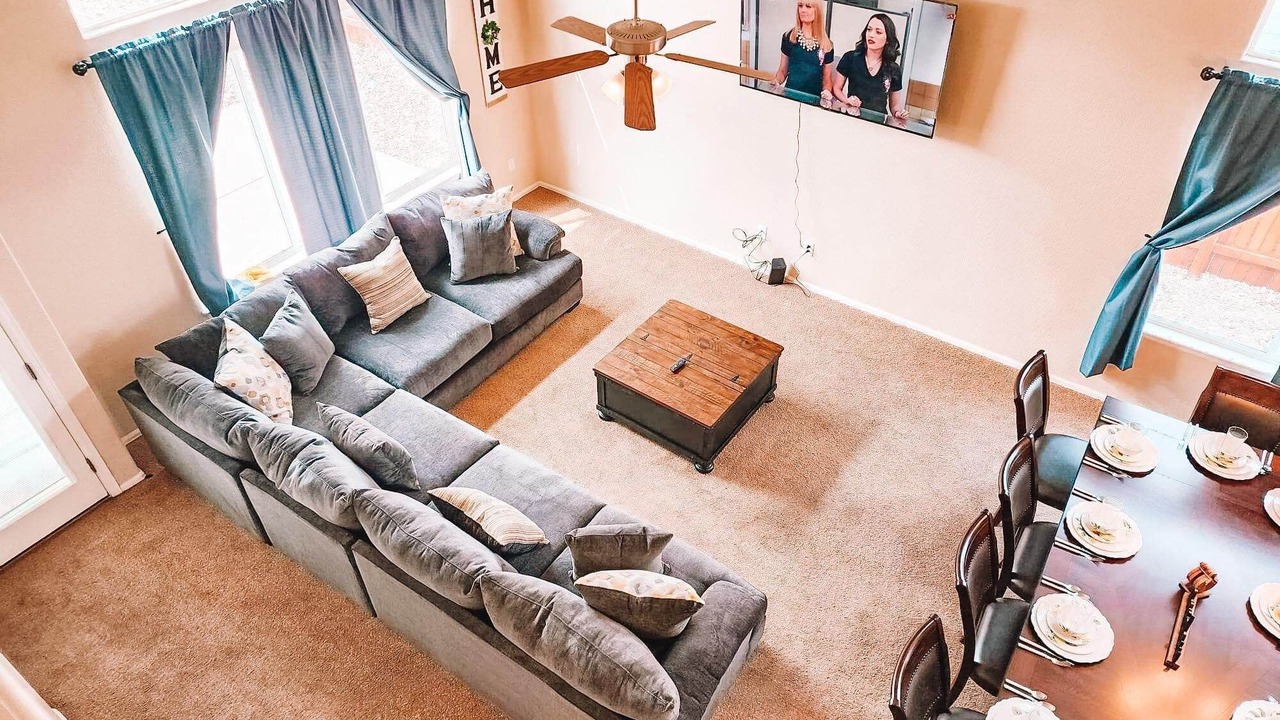 Photo of Livingroom in Peyton