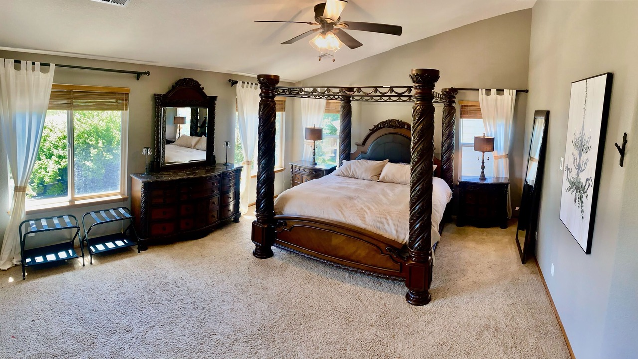 Photo of Bedroom in Castle Rock