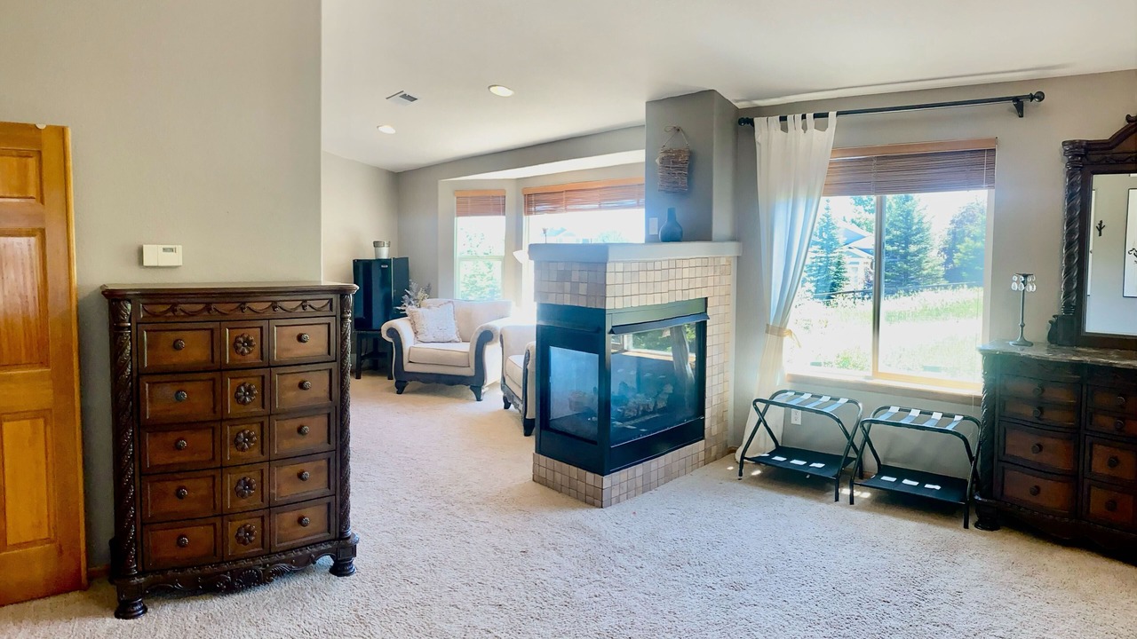 Photo of Livingroom in Castle Rock