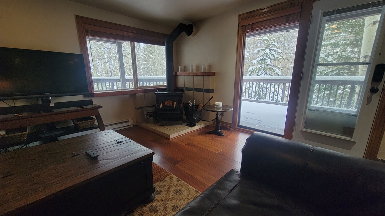 Photo of Livingroom in Intermountain