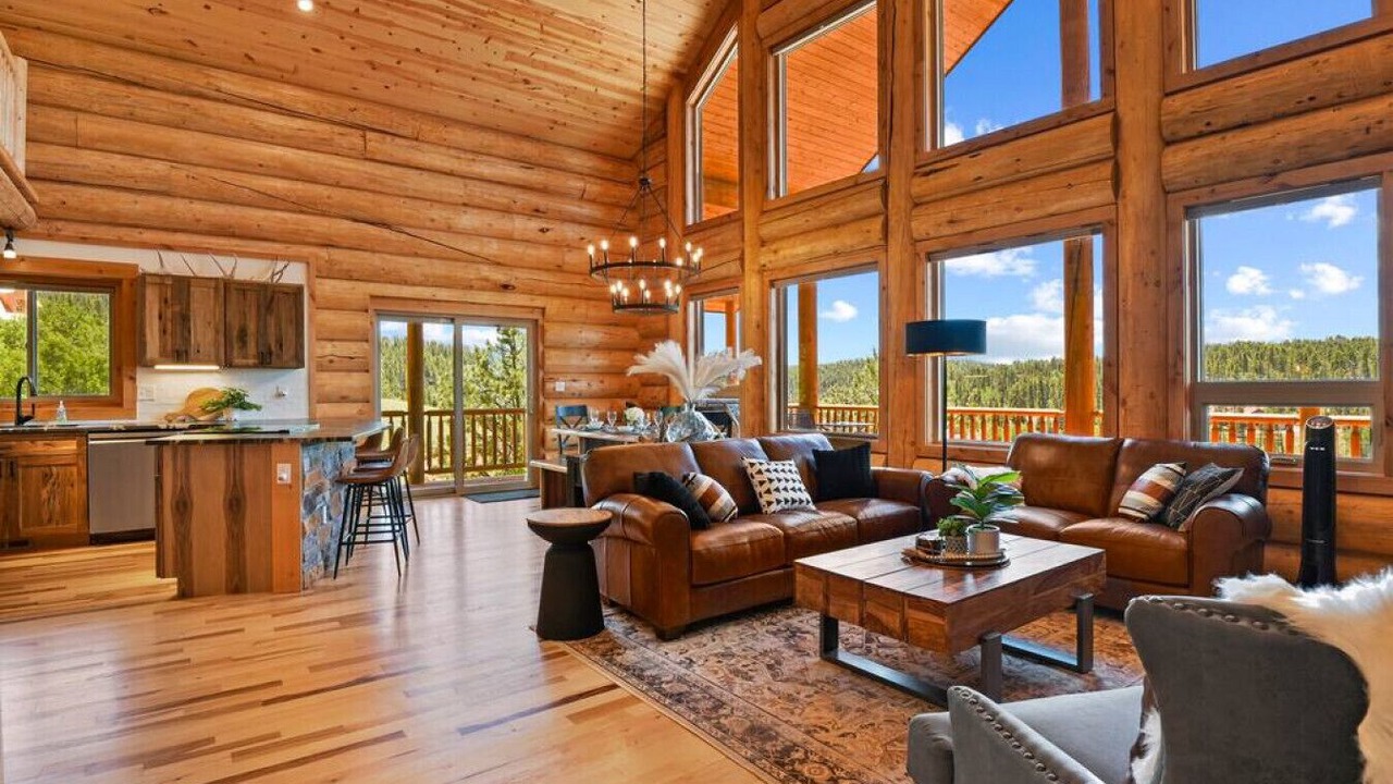 Photo of Livingroom in Spring Valley