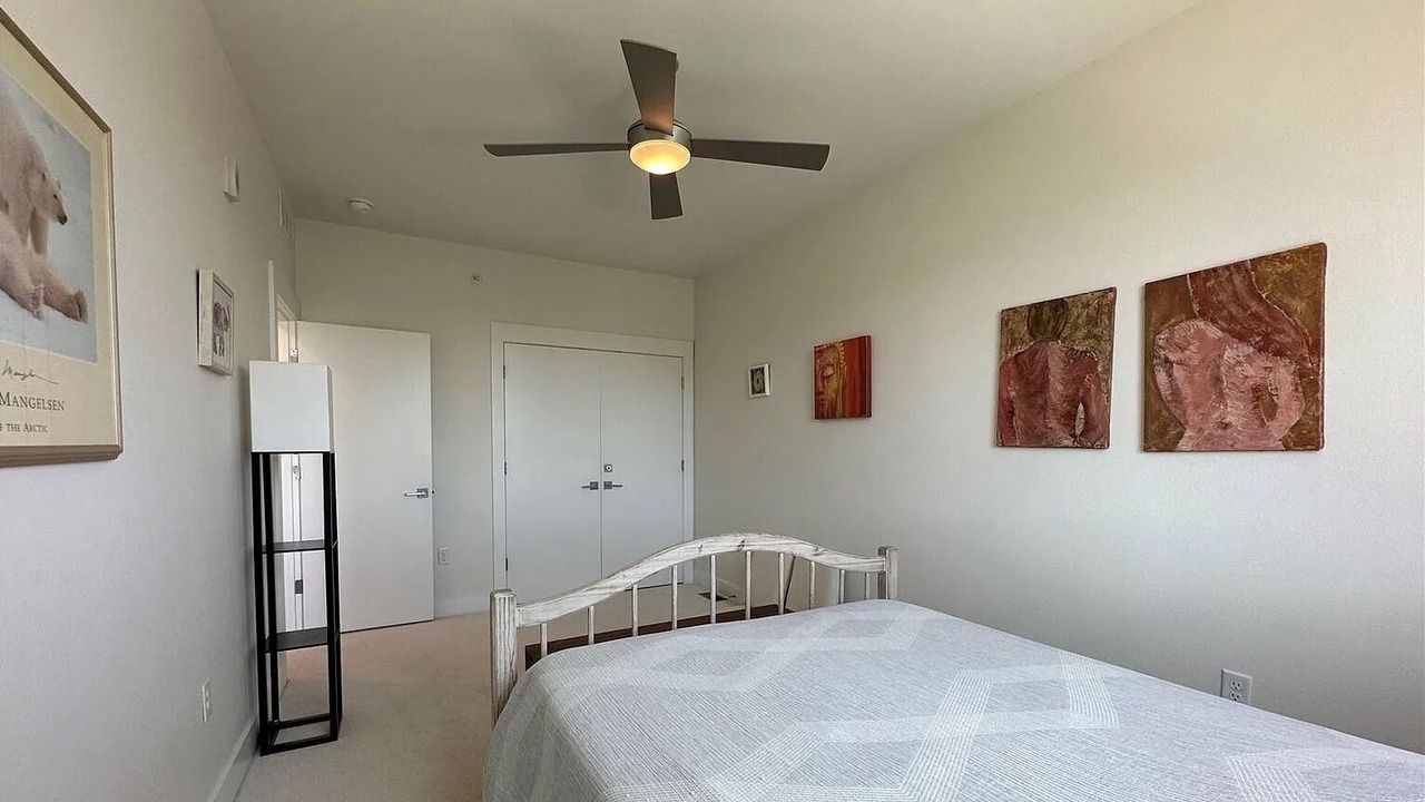Photo of Bedroom in Glenwood Grove - North Iris