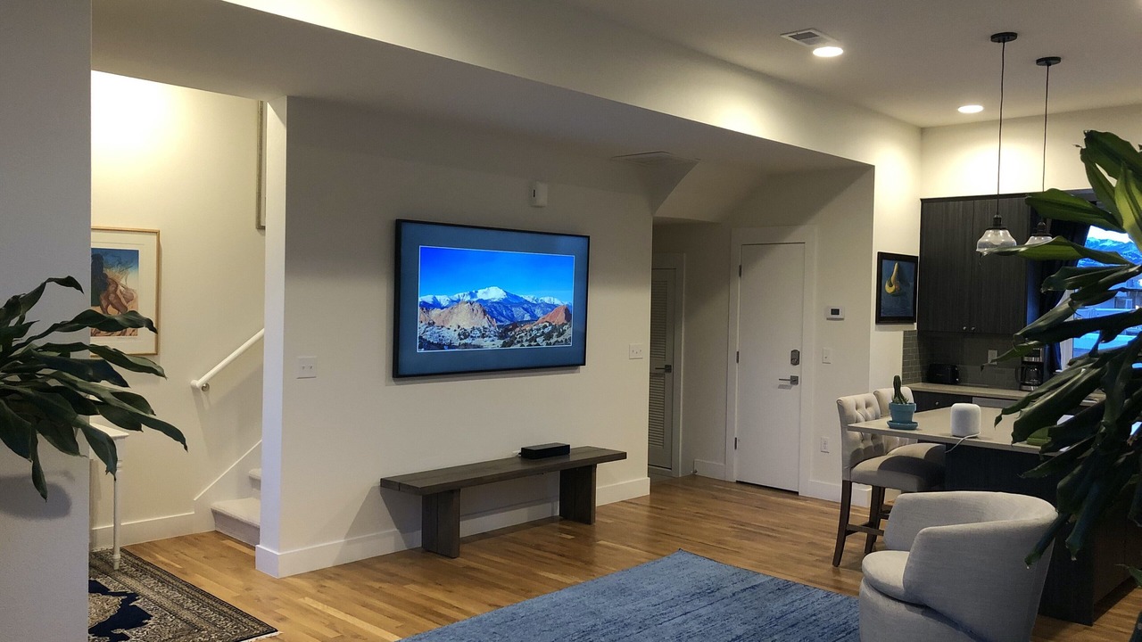 Photo of Livingroom in Glenwood Grove - North Iris