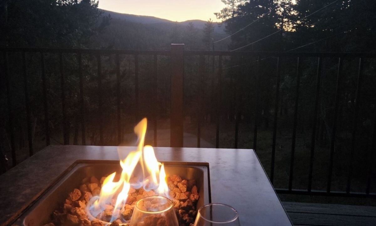 Photo of Patio Balcony in Shadow Mountain