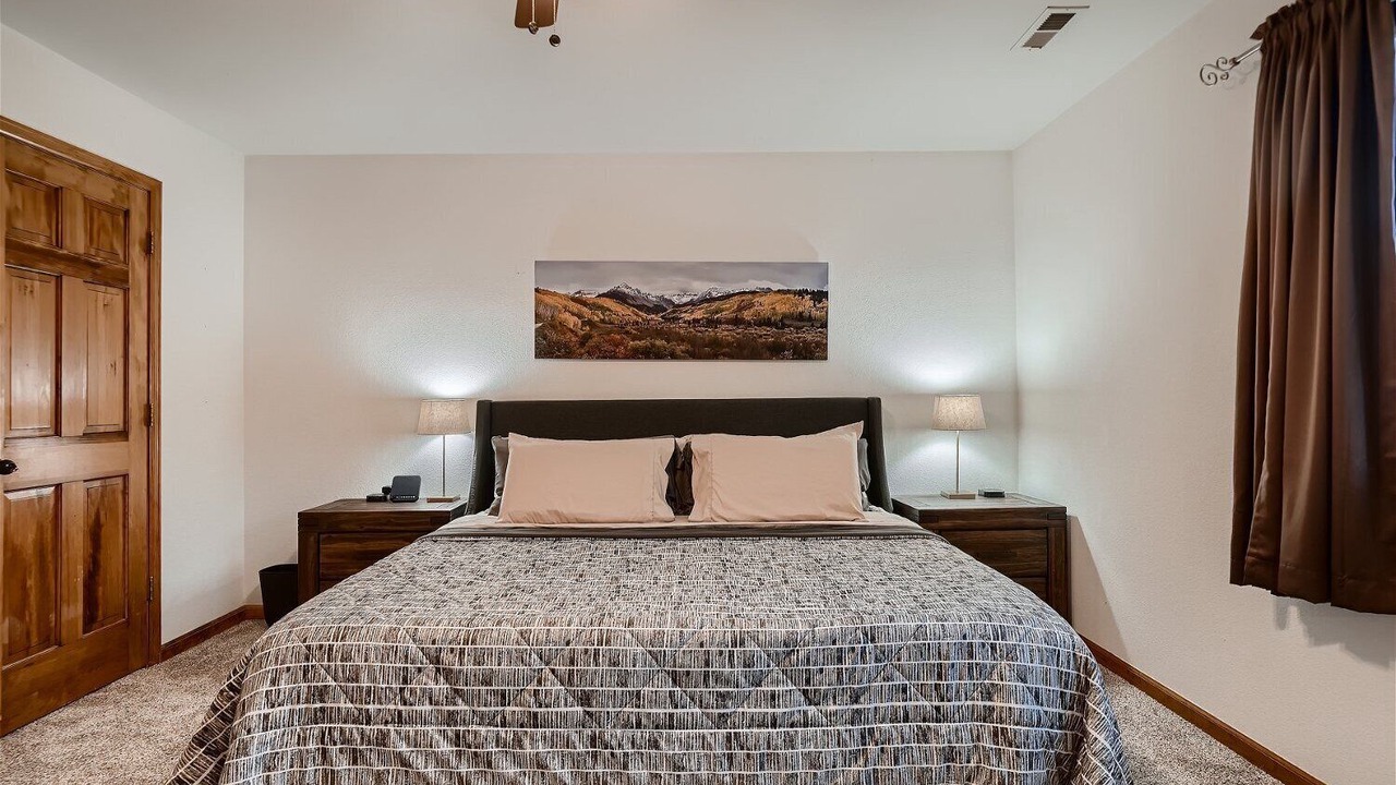 Photo of Bedroom in Bailey