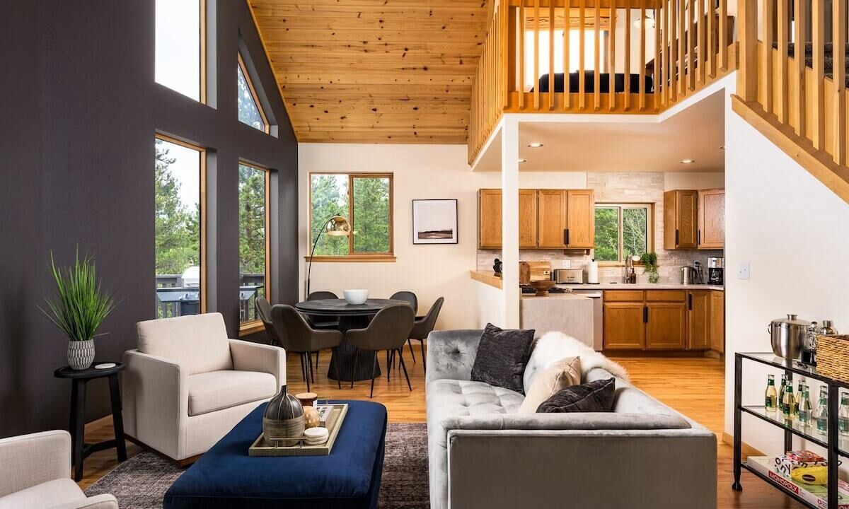 Photo of Livingroom in Black Hawk