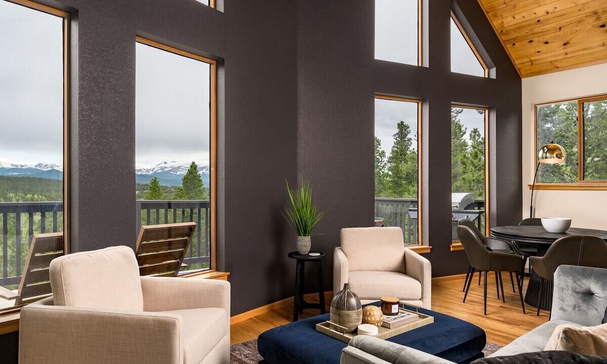 Photo of Livingroom in Black Hawk