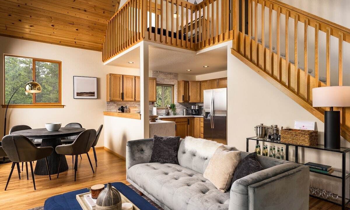 Photo of Livingroom in Black Hawk