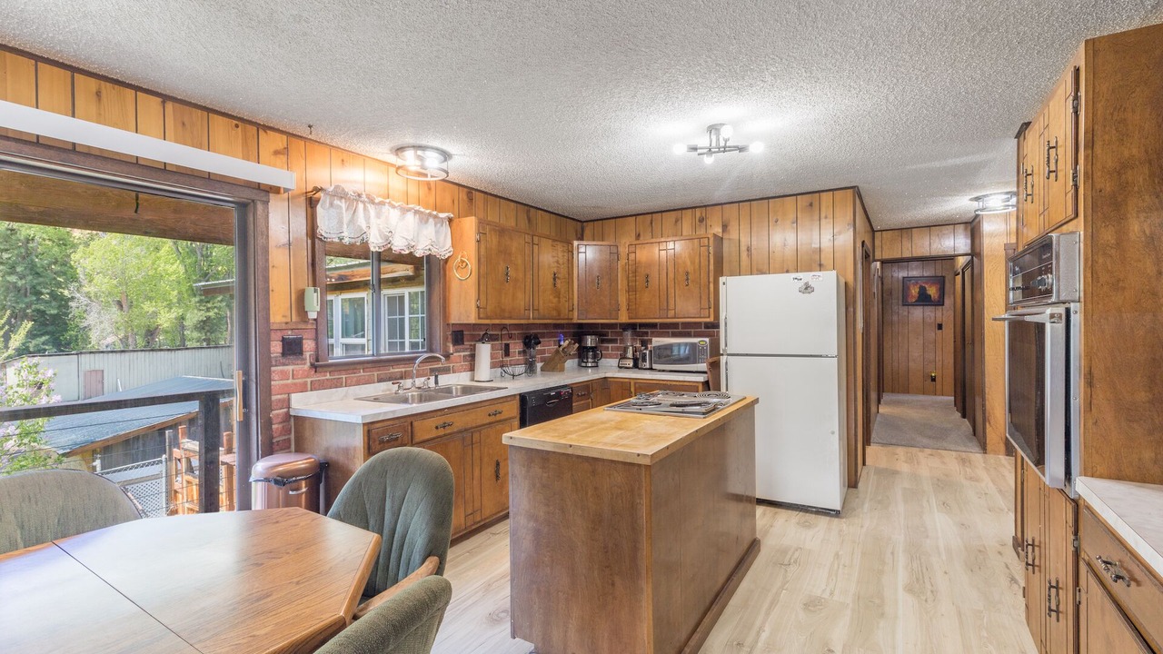 Photo of Others in Idlewild Estates