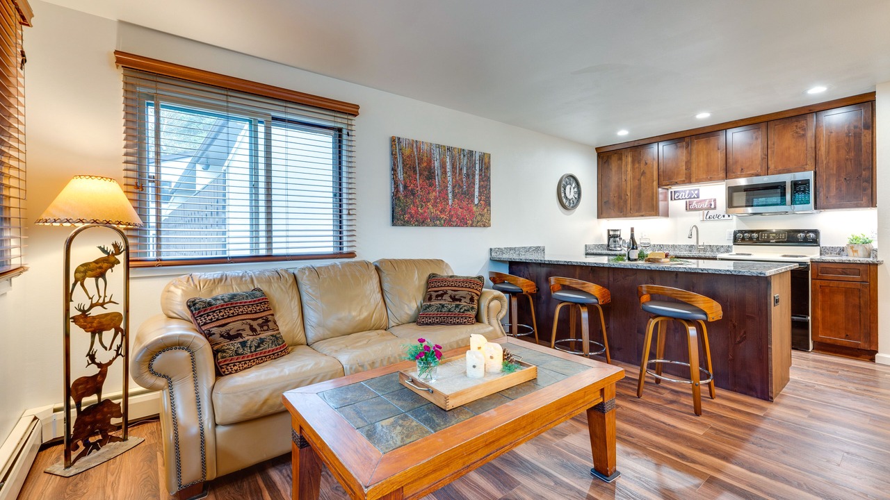 Photo of Livingroom in Estes Park